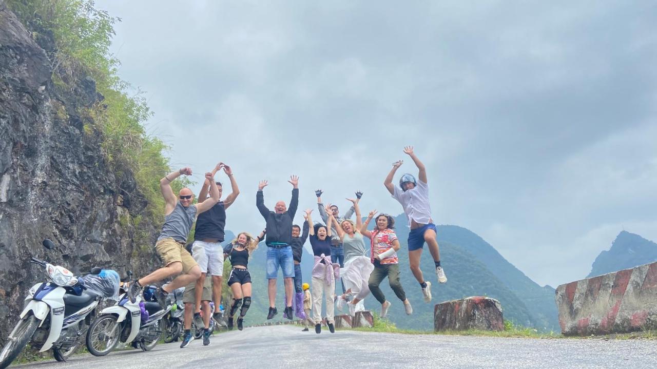 Ha Giang Cozy Hostel Exterior photo